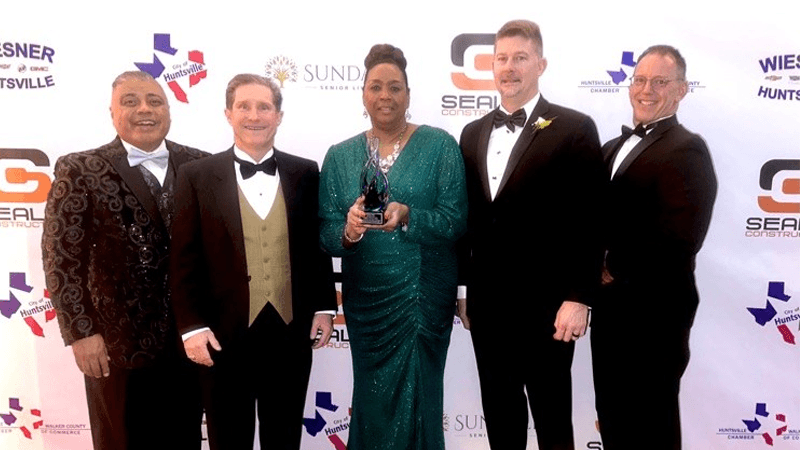 Vanetta Mills Honored with Mance Park Lifetime Achievement Award at Gala