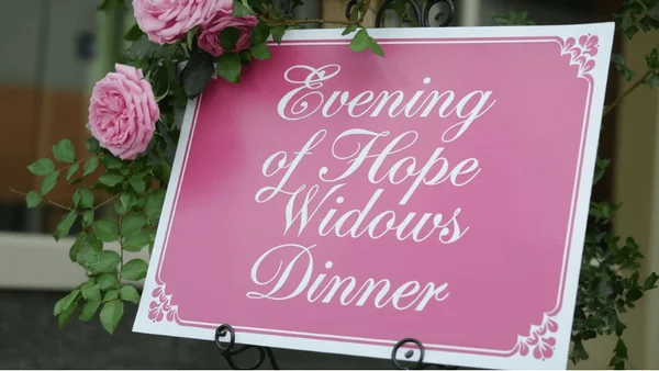 Adriane Hunter Hosts Annual Evening of Hope Widows Christmas Dinner in Huntsville
