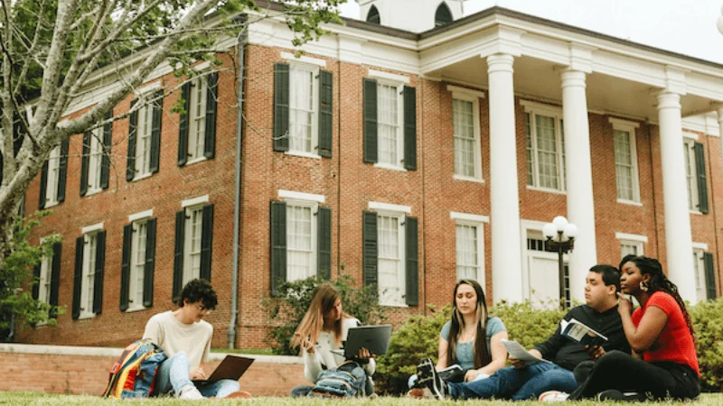 SHSU Expands Bearkat Advantage Program to Reach More High School Students